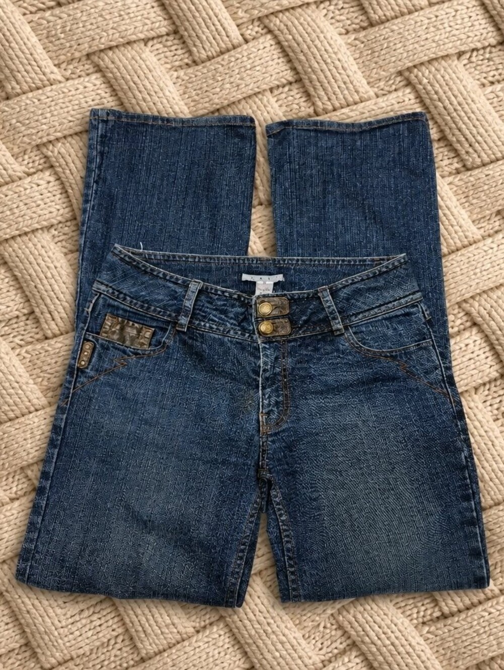 CABI CLASSIC DENIM JEANS W/LEATHER ACCENTS DBL BUTTON FLY BOOTCUT LEG  SZ 10